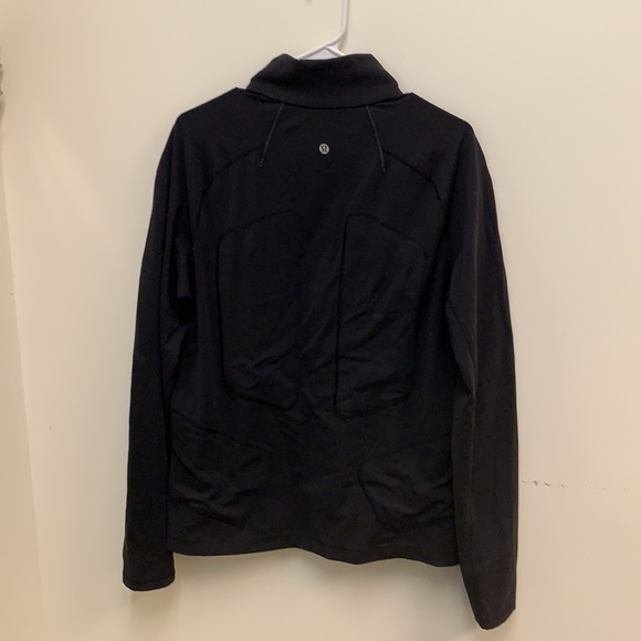 Lululemon Men’s Pullover - Picture 2 of 3